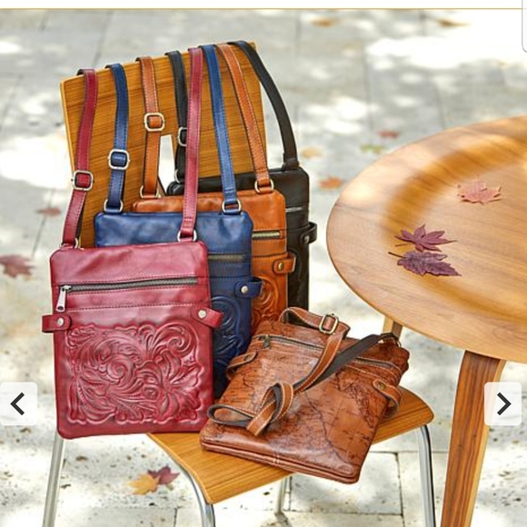 Patricia Nash prizzi crossbody tan - Picture 3 of 4